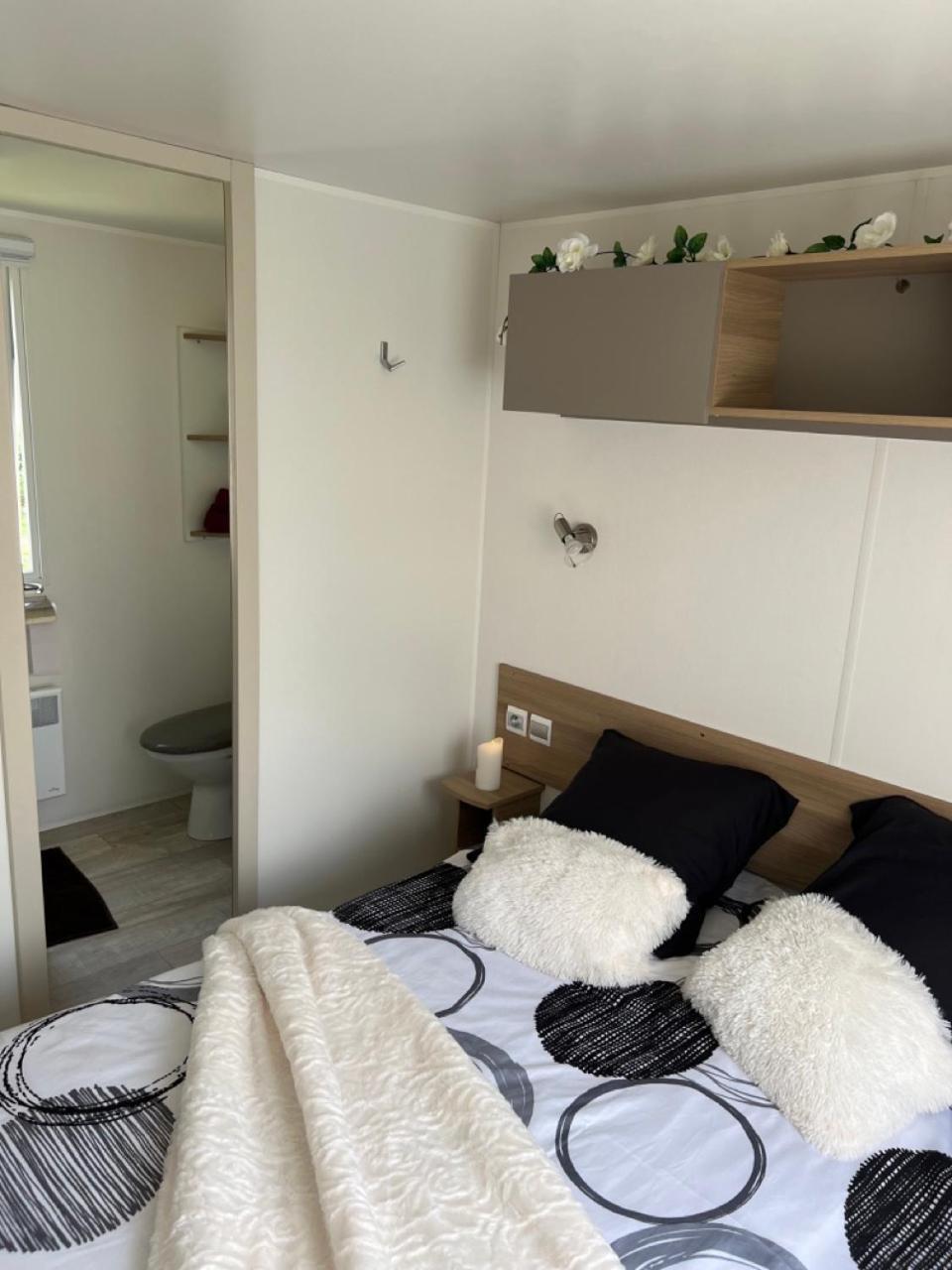 Mobil-Home 4 Etoiles Avec Piscine Proche De Blois Onzain Exterior photo
