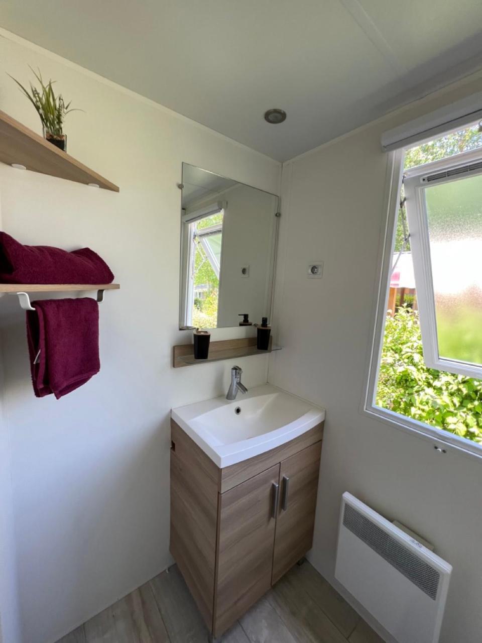 Mobil-Home 4 Etoiles Avec Piscine Proche De Blois Onzain Exterior photo