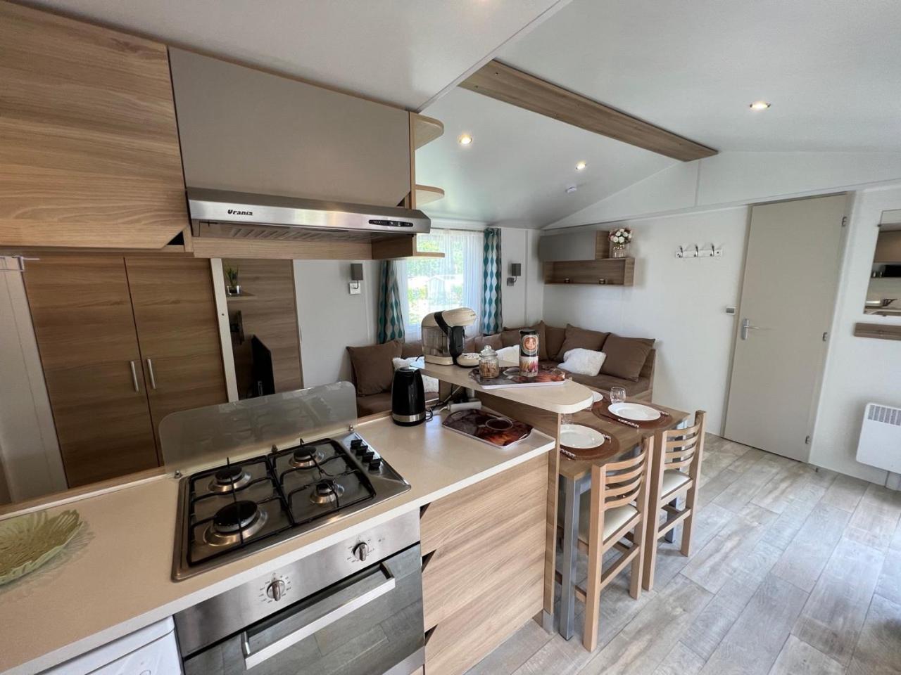 Mobil-Home 4 Etoiles Avec Piscine Proche De Blois Onzain Exterior photo